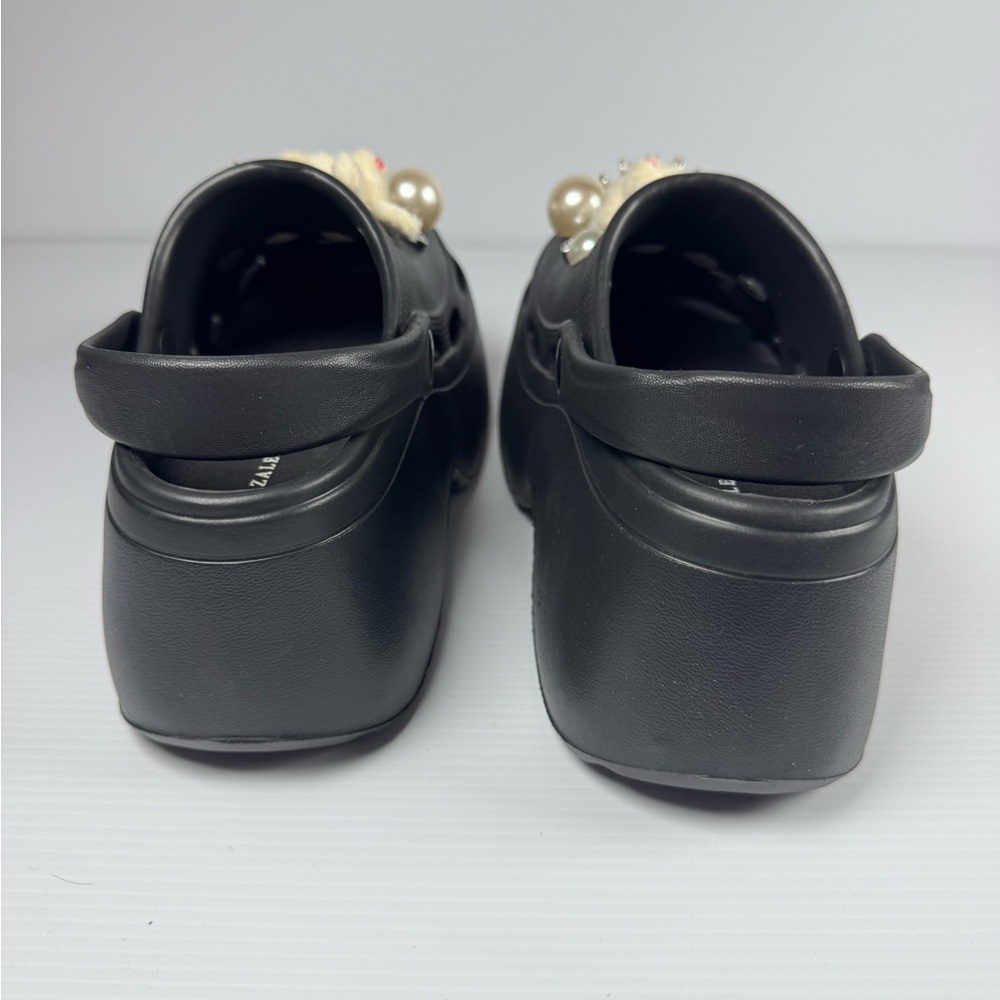 Azalea Wang Davies Black Platform Clogs Charm Decorated NIB - Picture 4 of 6